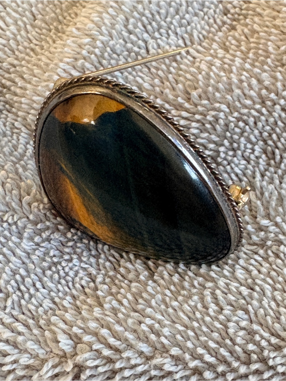 Vintage Blue Tiger Eye Brooch Pendant, Large Hawk’s Eye Gemstone - Picture 6 of 17